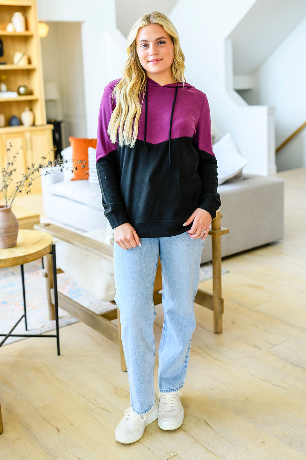 Light Weight  Solid Tara Block Pullover